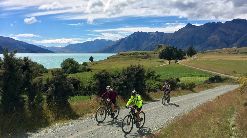 Biking, New Zealand @Arrowtown