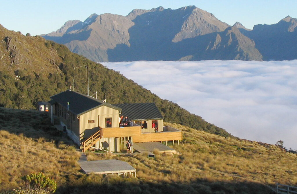 Luxmore Hut, Fiordland National Park @DOC