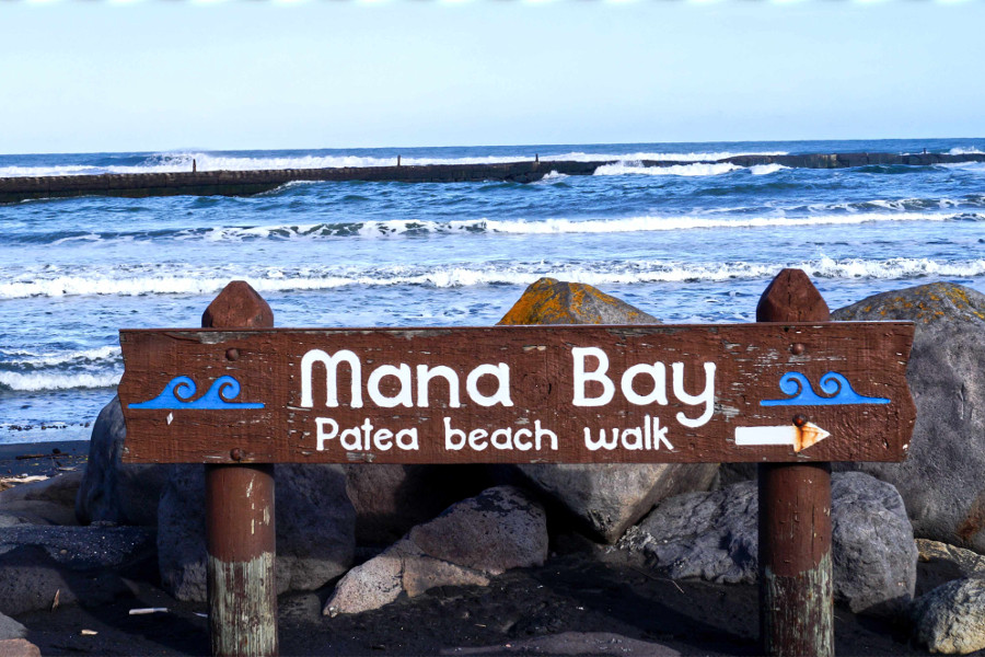 Mana beach patea beach walk