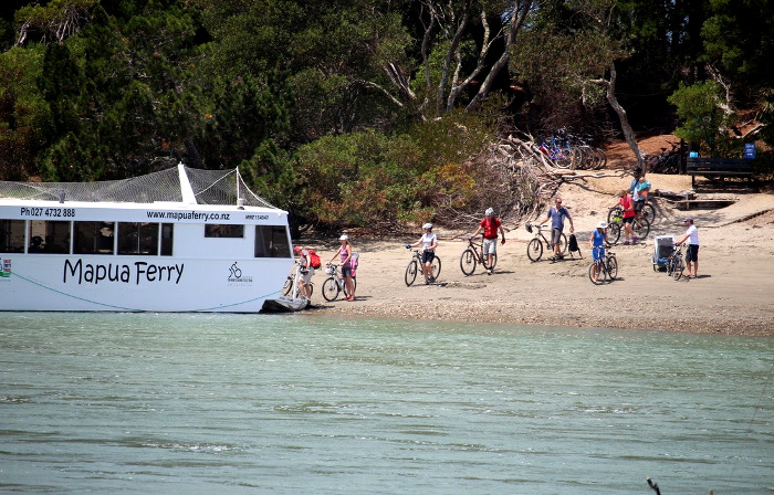 Mapua Ferry, New Zealand @Nelson Bays Holiday Homes1