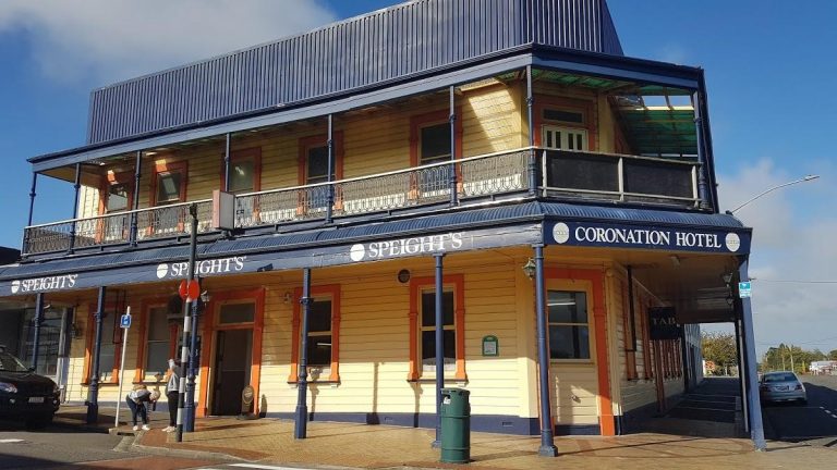 Coronation Hotel, Eltham, New Zealand @Restaurant Guru
