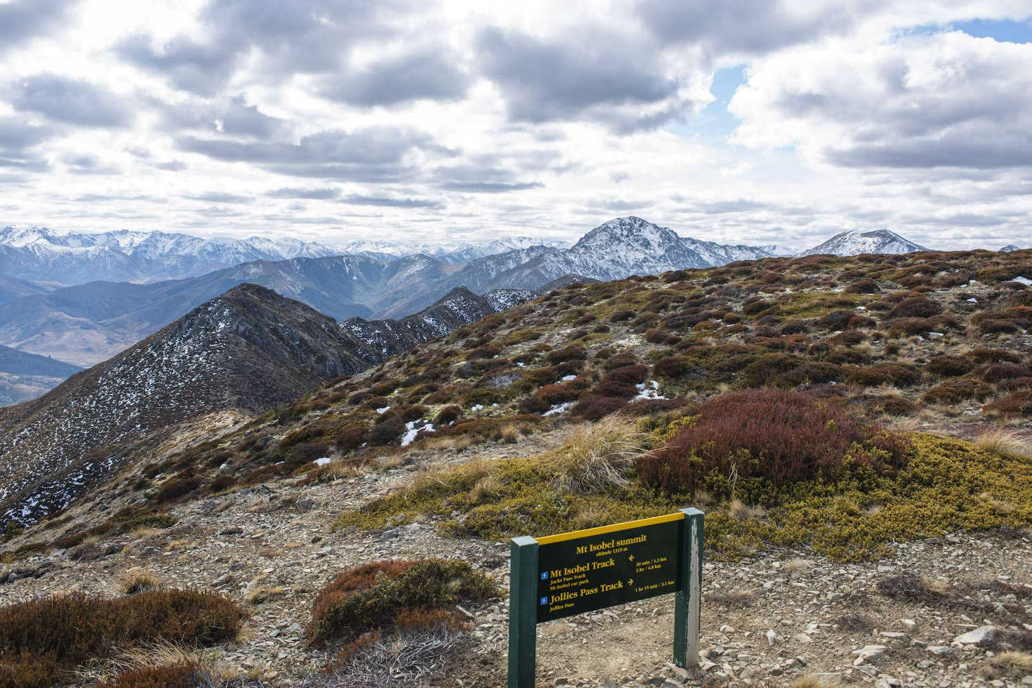 Mt Isobel from Jacks Pass, Hanmer Spings, Canterbury, New Zealand @Visit Hurunui