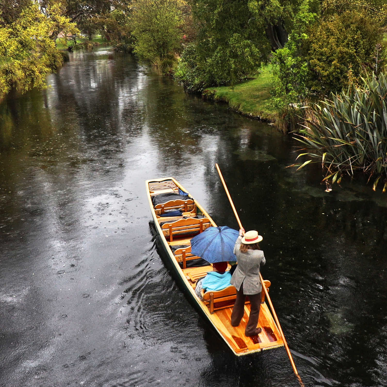 Punting in the rain, River Avon, Christchurch, New Zealand