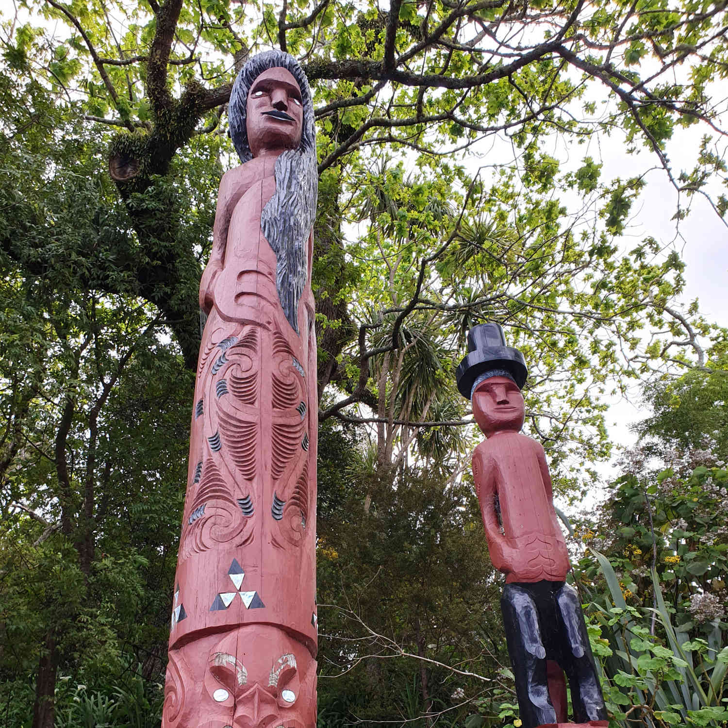 Clendon House, Jane Clendon and husband sculpture, Rawene, Hokianga, New Zealand