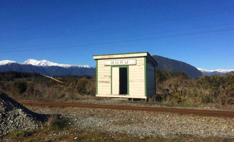 Ruru shelter shed, New Zealand @Stuff / JOANNE CARROLL