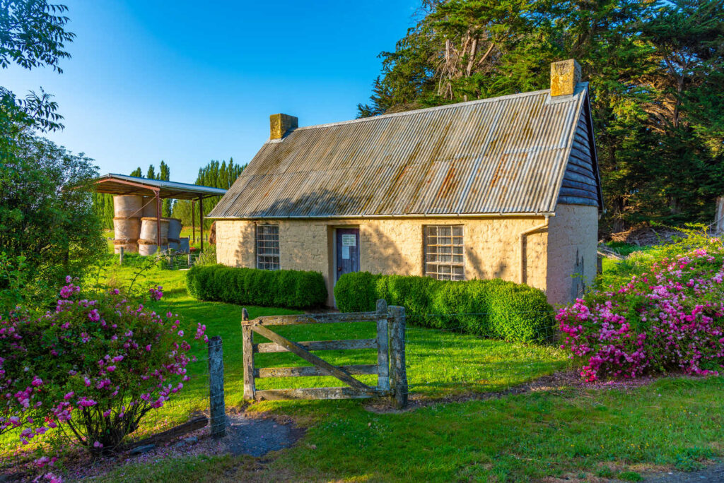 Sod Cottage in Milton, New Zealand