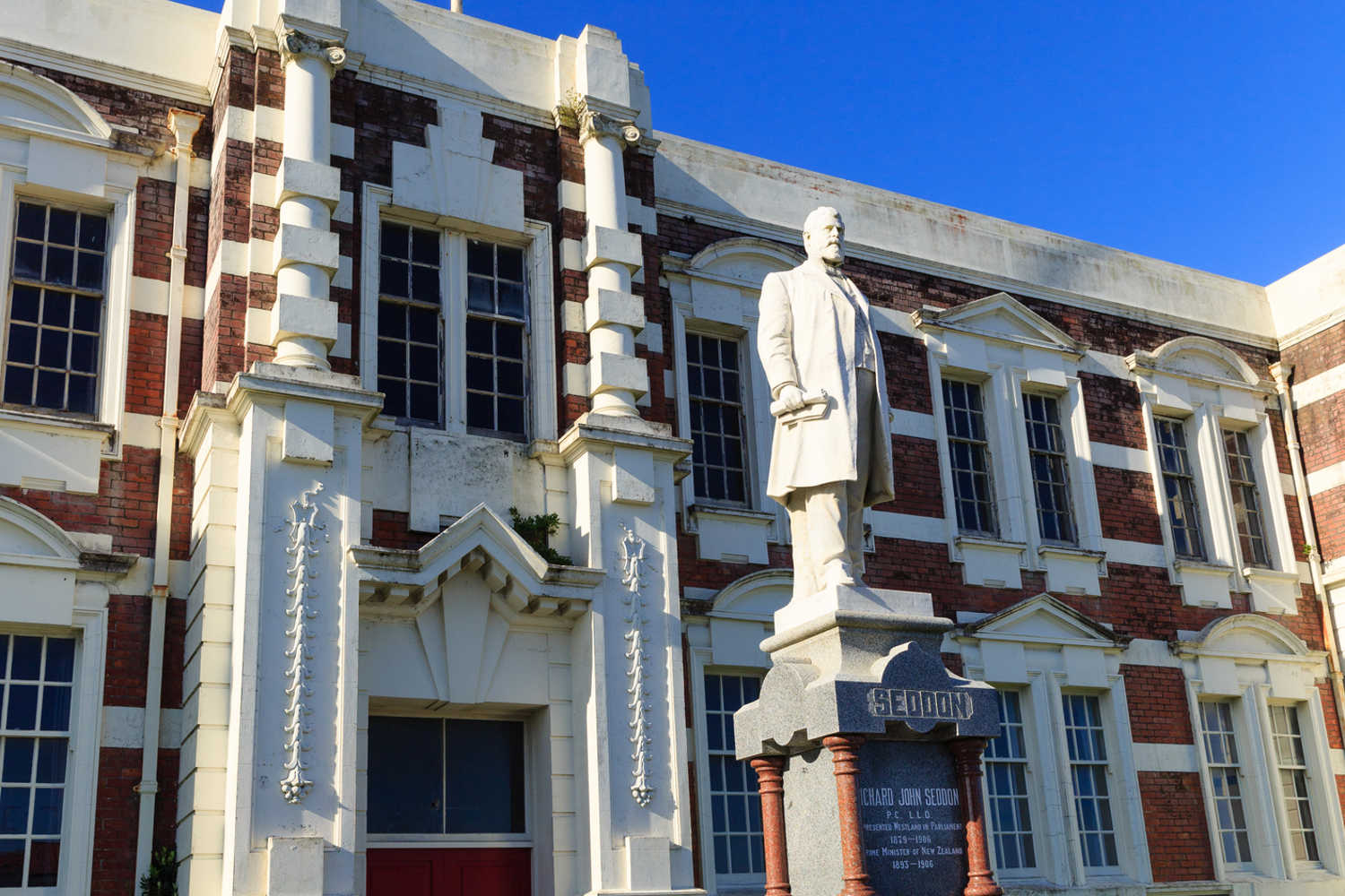 Statue of Â Richard Seddon, outside Hokitika Government Buildings, New Zealand