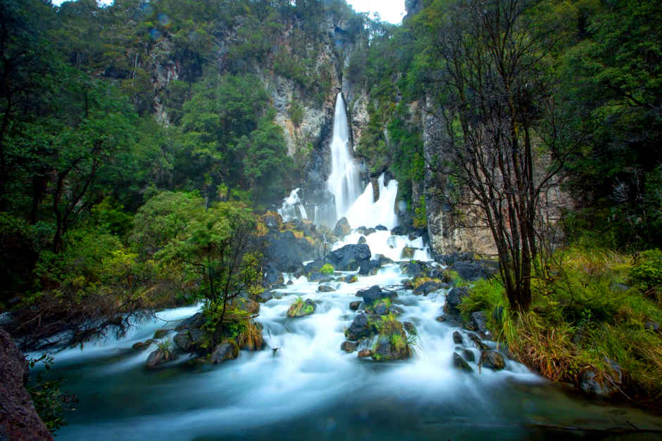 Tarawera Falls, New Zealand @Rankers