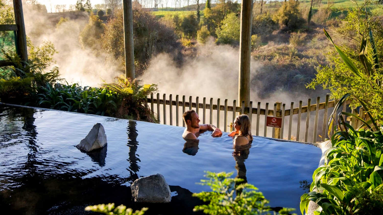 Rotorua hot pools Waikite valley thermal pools, New Zealand @DiscoverAoteroa