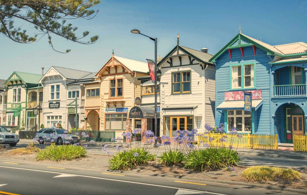 Marine Parade rare Victorian, Edwardian villas gracing the main street, Napier, New Zealand