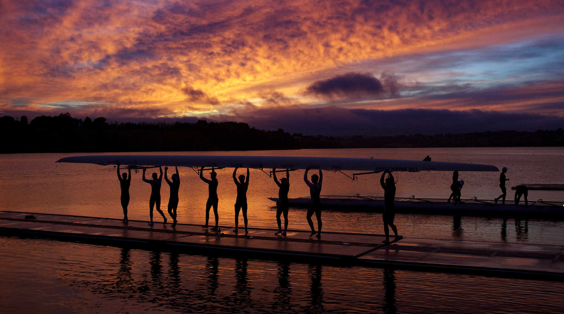 Eight person crew of rowers Lake Karapiro, Mighty River Domain, Waikato, New Zealand