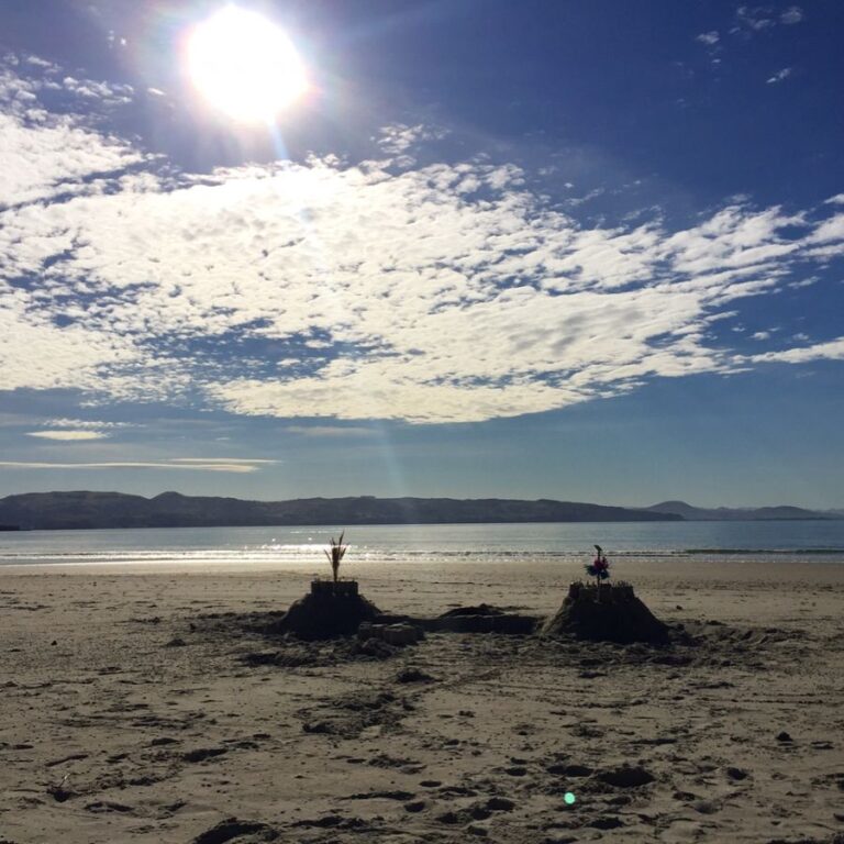 Whareakeake beach (formerly known as Murdering Beach), Dunedin, Otago, New Zealand @brookescarlett_