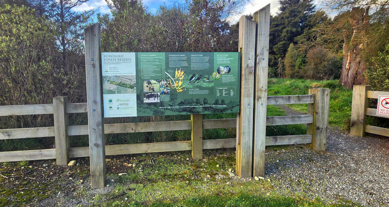 Koromiko Forest Reserve entrance, Piction, Marlborough, NZ